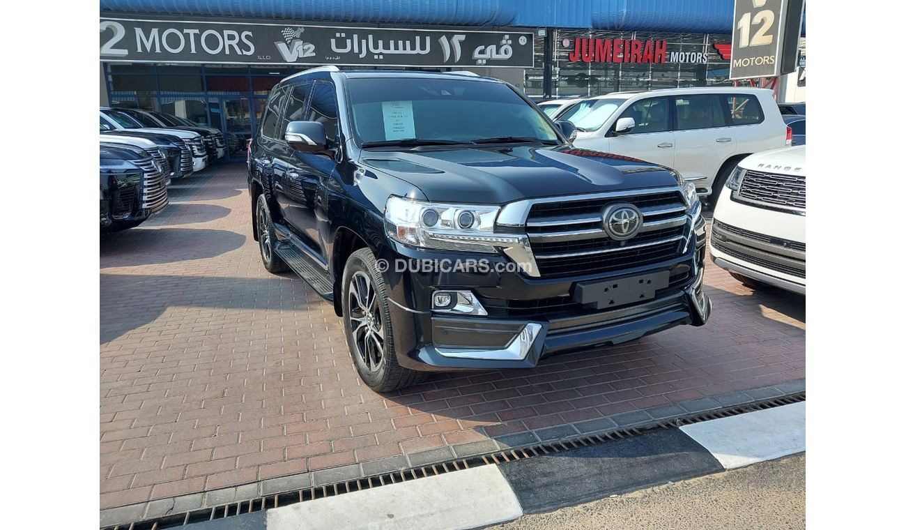 Toyota Land Cruiser TOYOTA LANDCRUISER VXR GRAND TOURING V8 5.7