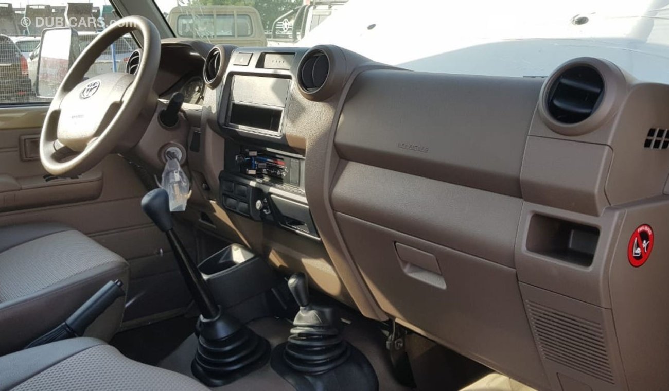 Toyota Land Cruiser Pick Up Brand new diesel 4.2 1HZ 6 cylinder left hand drive for export only Perfect inside and out side