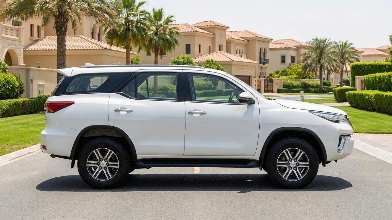 Toyota Fortuner EXR — фото 3