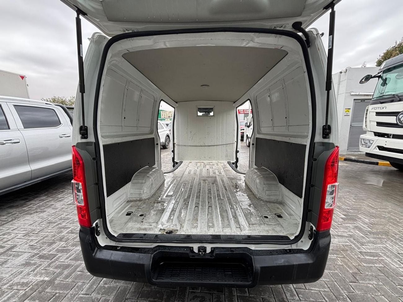 Foton View C Panel Van BJ 5039 C2 NB Cargo Van Petrol / AL TAYER MOTORS  AL QOUZ SHOWROOM