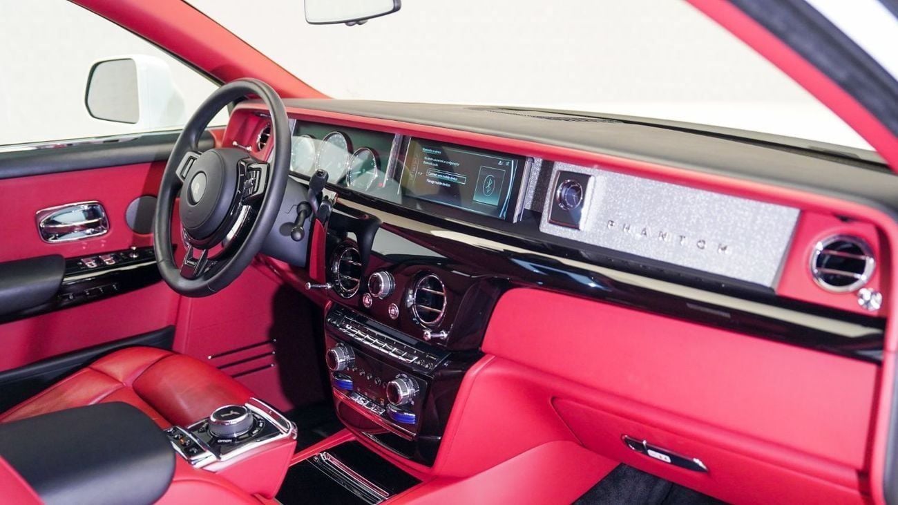 Rolls-Royce Phantom UAE's Very Best Example | 2 Years Free Servicing | AED 22,888 Per Month