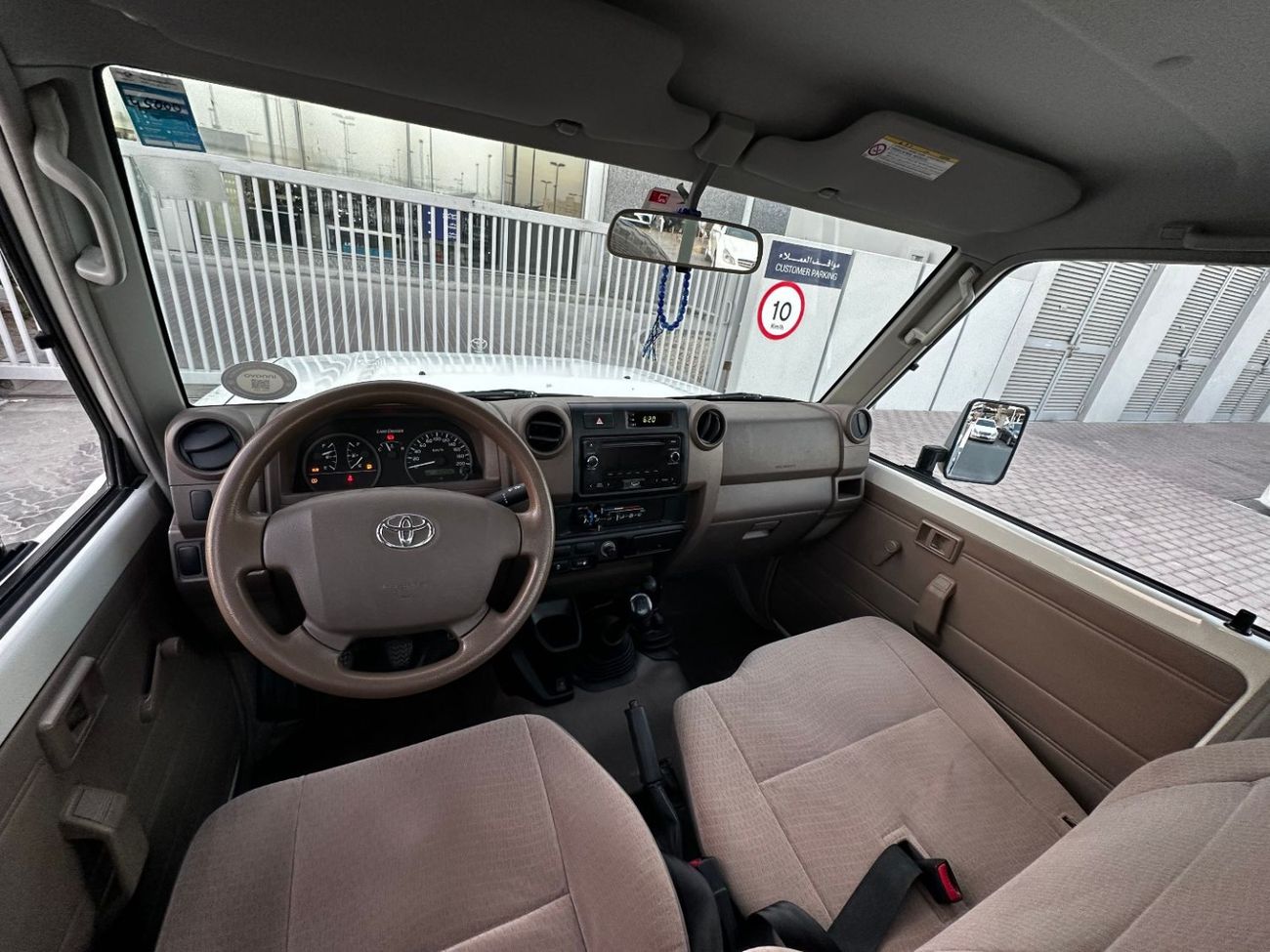 Toyota Land Cruiser Pick Up Std 4.0L Single Cab Utility 4WD