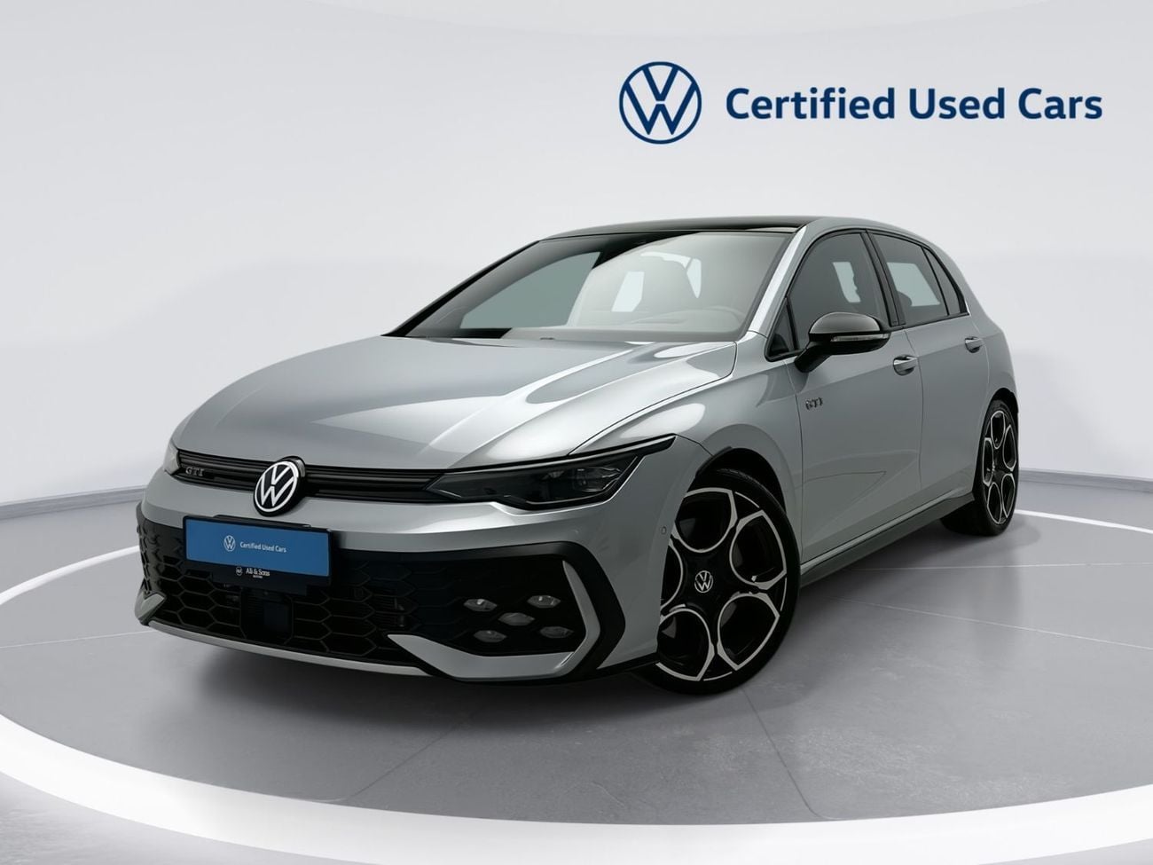 Volkswagen Golf GTI SEL 2.0T Golf GTI Leather Seats (Ref#18392) / 22,100 AED SAVINGS from New Car