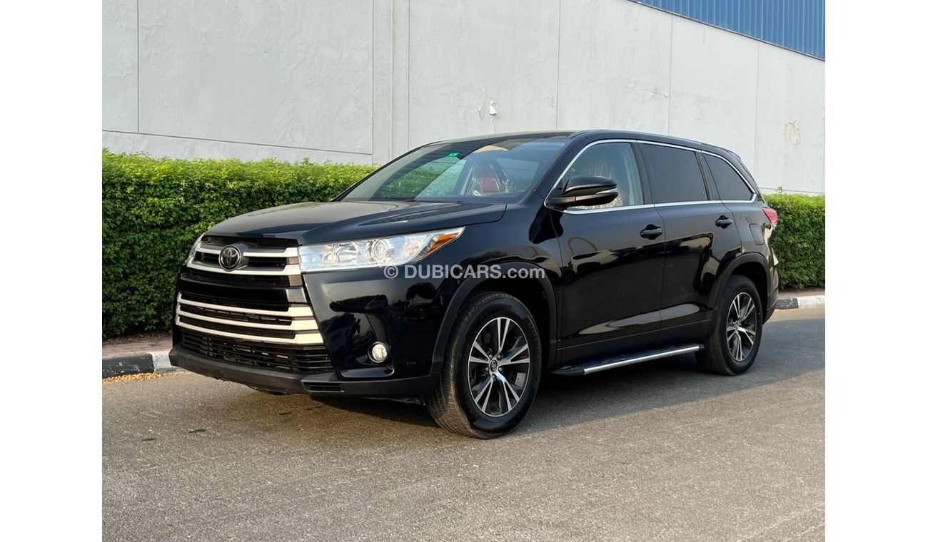 Toyota Highlander 2019 LE LEATHER SEATS V4 - 2.7L USA IMPORTED