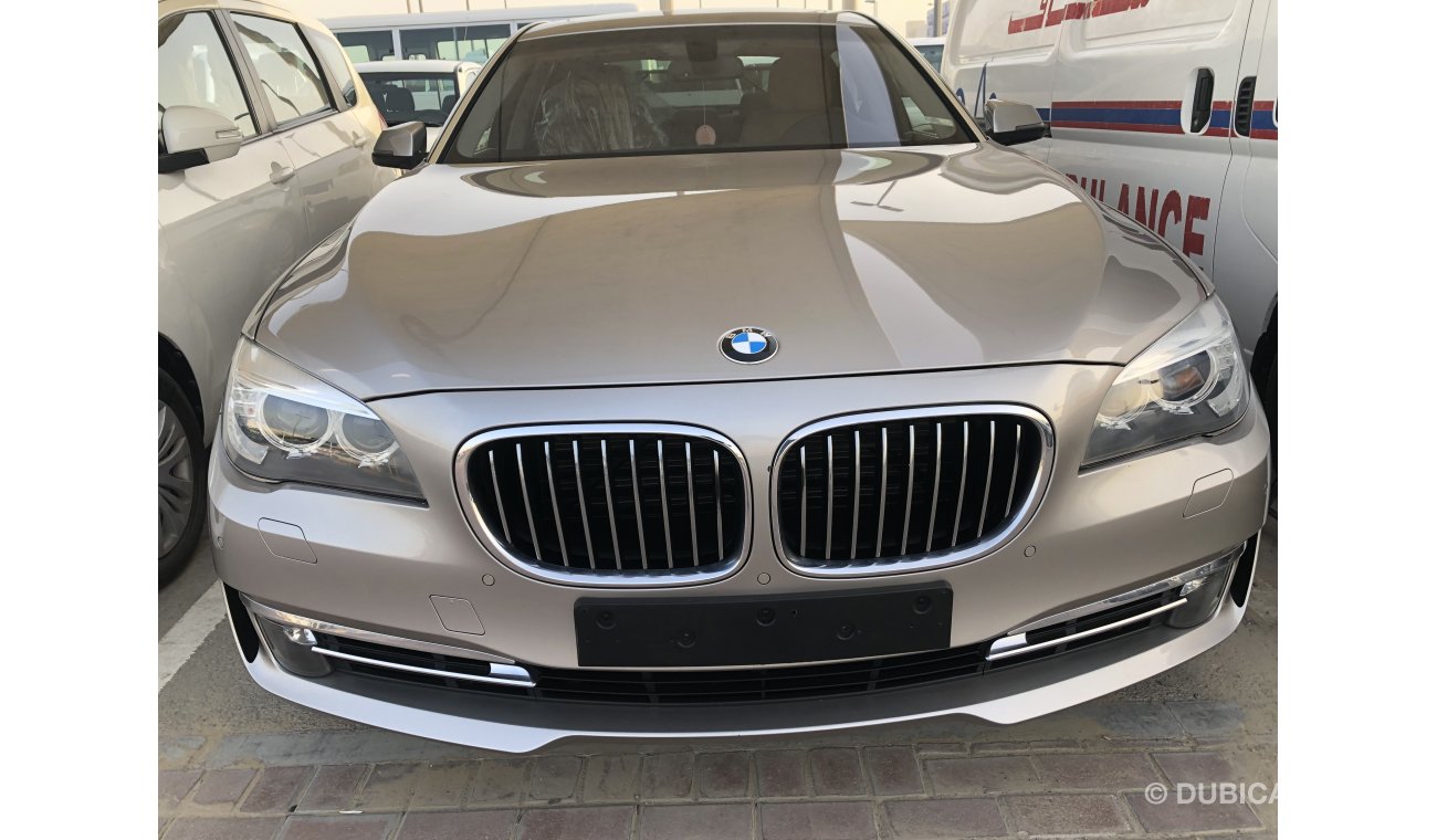 بي أم دبليو 740 Bmw 740 Li ,model:2013. free of accident with Low mileage