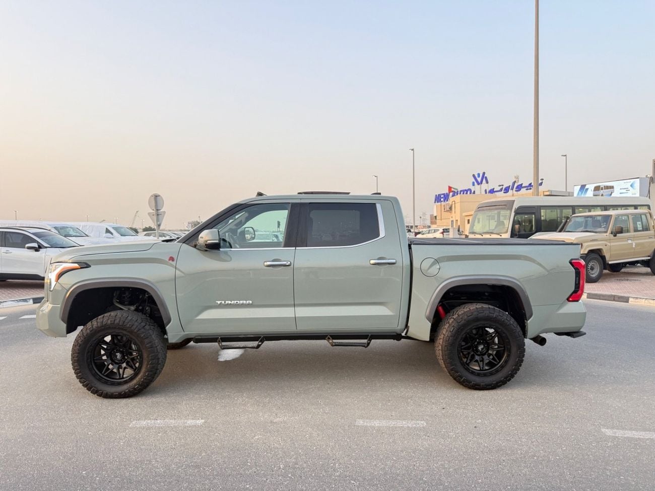 Toyota Tundra 2025 LIMITED CREWMAX PANORAMA 360 CAMERA 3.4TT US SPEC