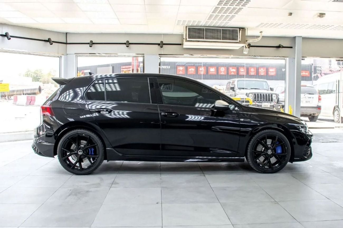 Volkswagen Golf Base 2.0T Volkswagen Golf R 2022 GCC specs