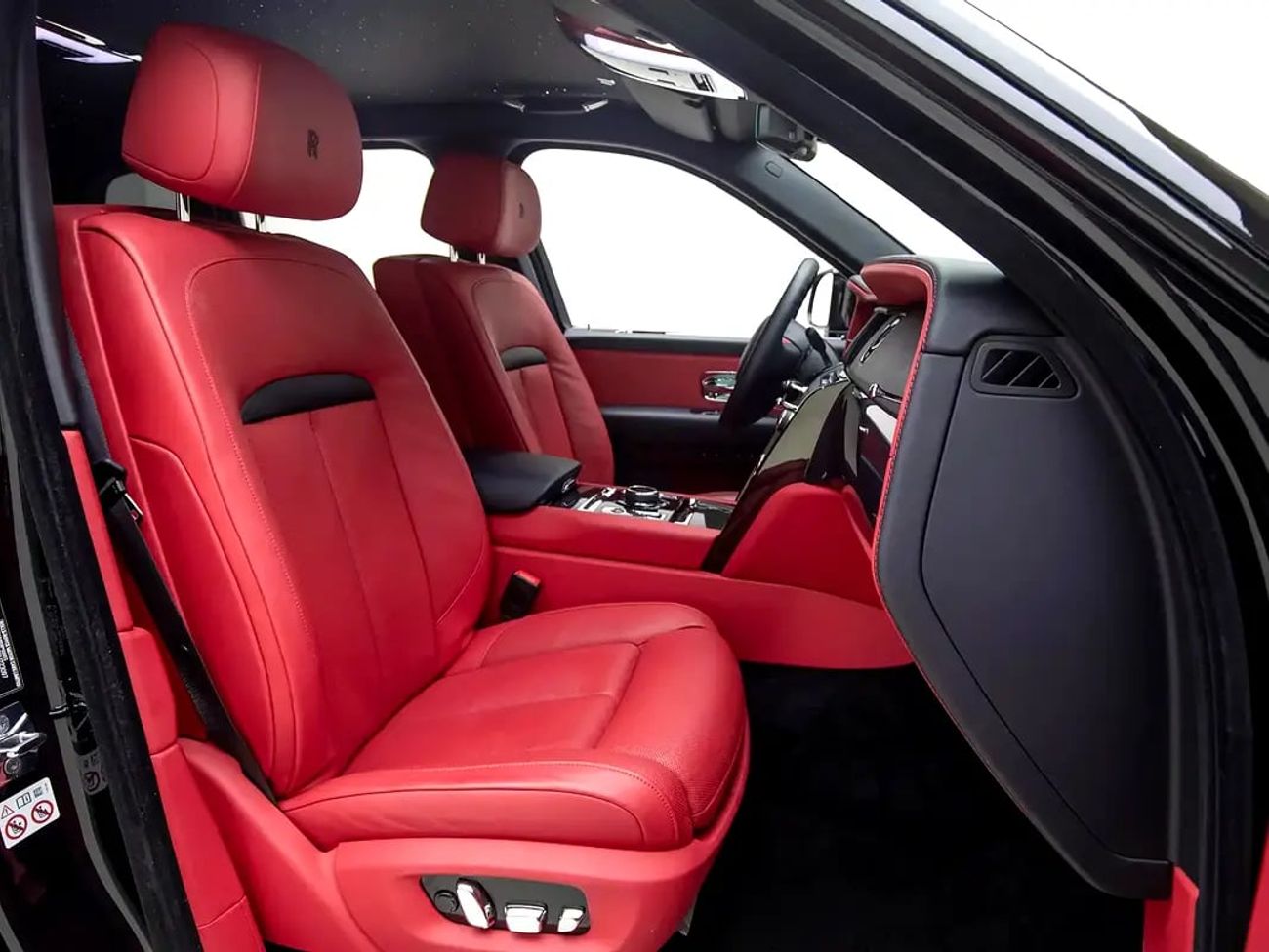 رولز رويس كولينان Black Badge