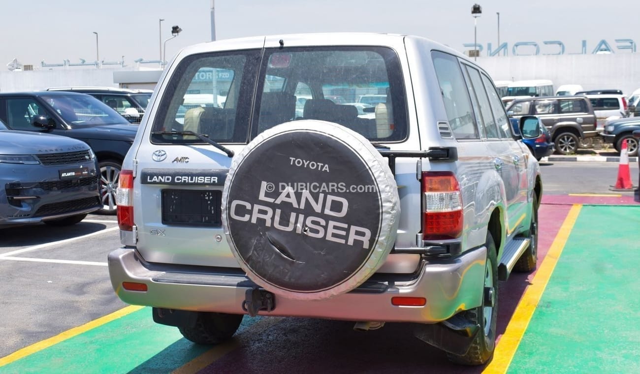 Toyota Land Cruiser GXR V6