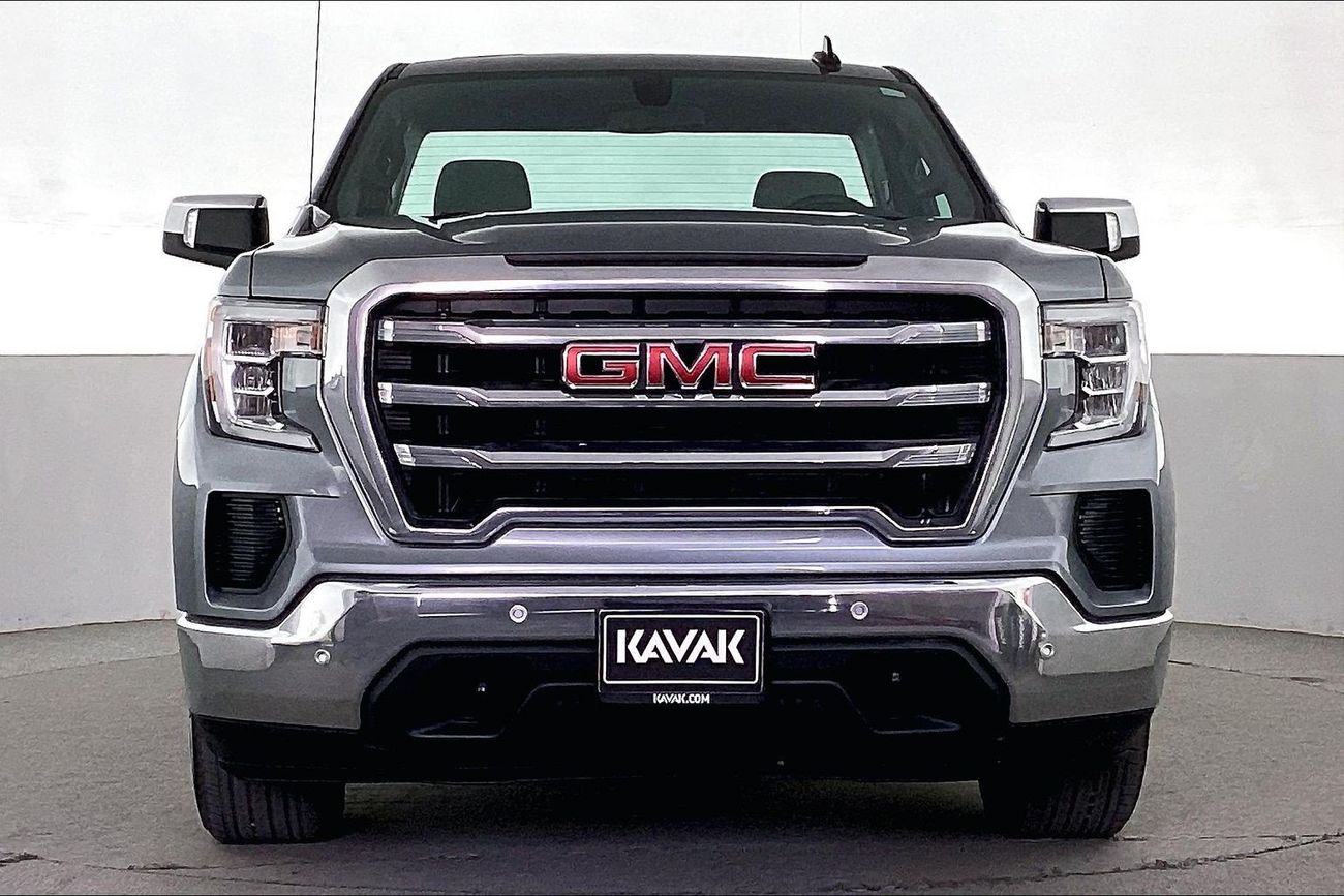 جي أم سي سييرا SLE | National Day Celebration | شامل الضمان | 0 ﺪﻔﻋﺓ ﺃﻮﻟﻯ