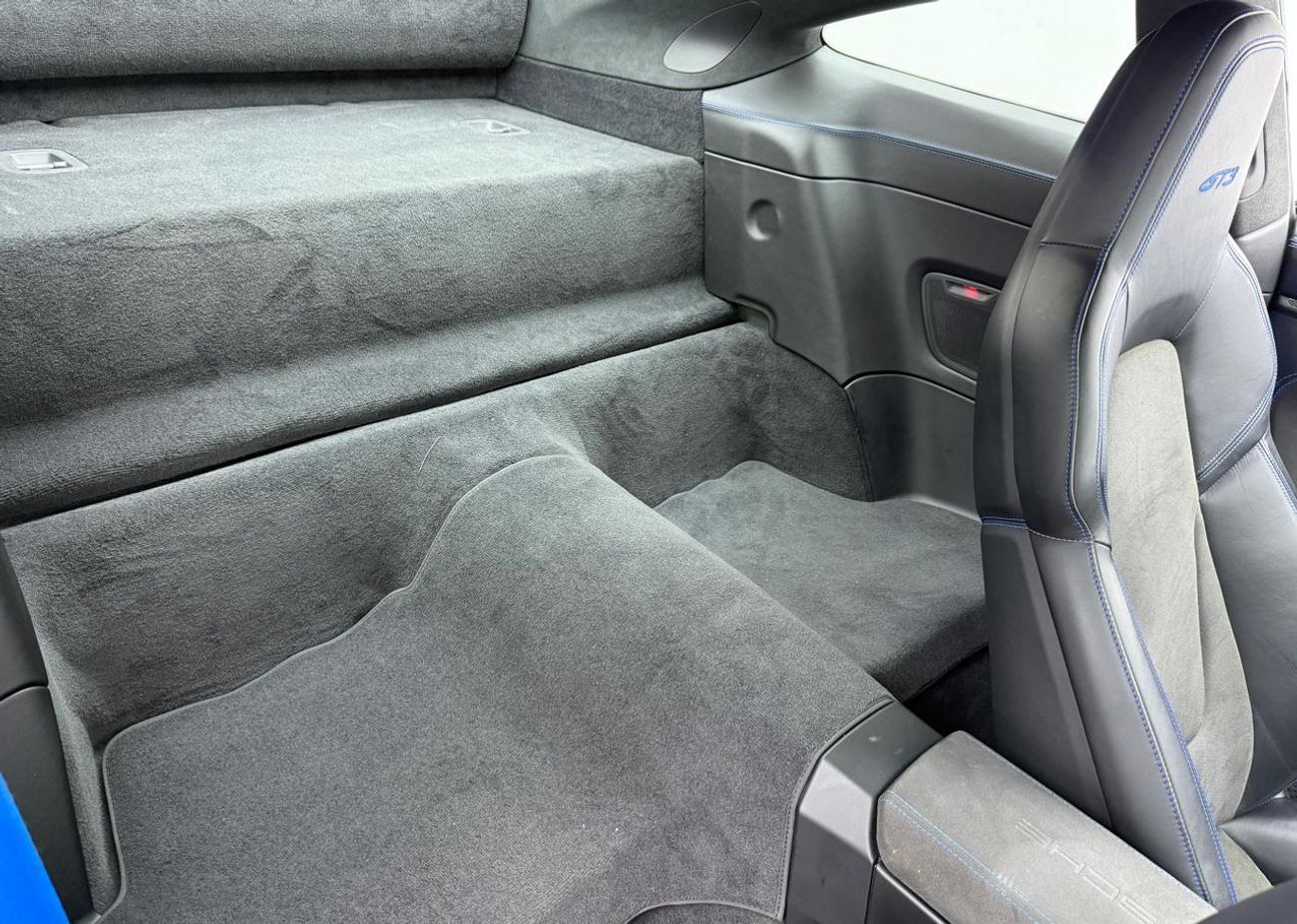 بورش 911 GT3 4.0L 2021 Porsche 911 GT3 ,Porsche Warranty+Full Service History ,Excellent Condition ,Euro Spec