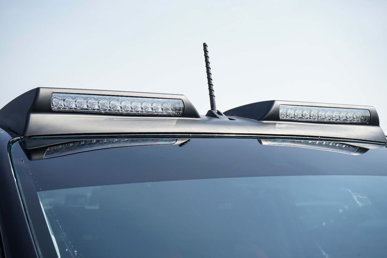 تويوتا هيلوكس The Toyota Hilux Smart Cab is a versatile pickup truck with a Two-wheel drive (4WD) system, a spacio