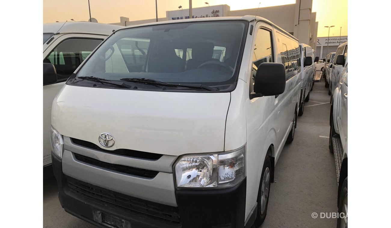 Toyota Hiace 13 str,model:2015.Excellent condition with low mileage
