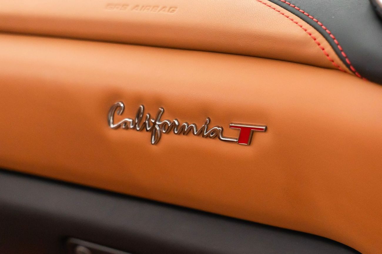 فيراري كاليفورنيا 2015 Ferrari California T 3.9L V8 / Full Ferrari Service History