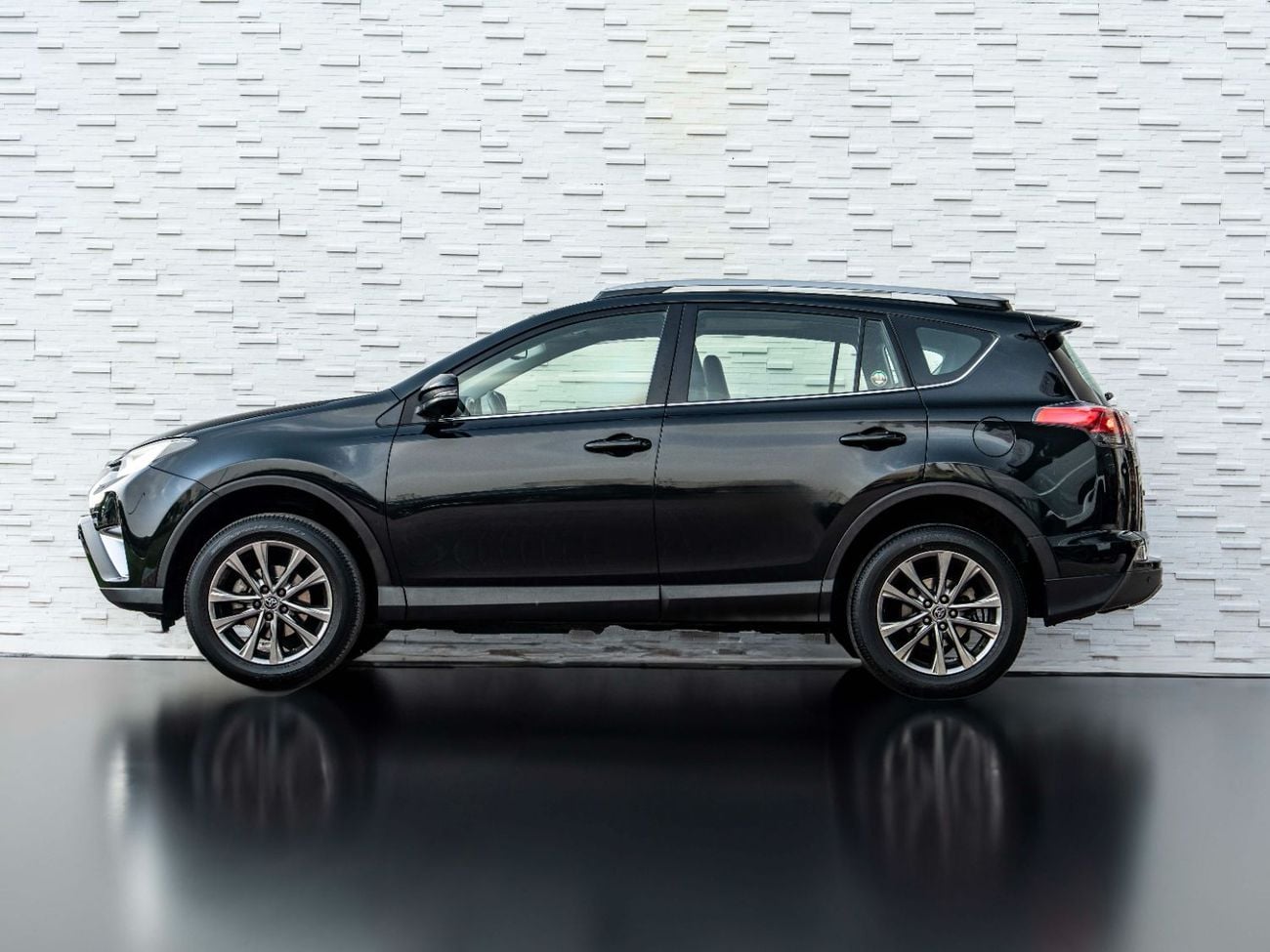 تويوتا راف ٤ VXR 2.5L