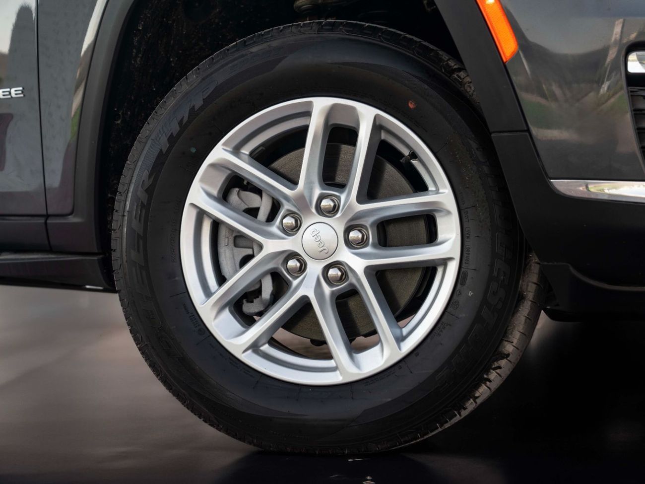 Jeep Grand Cherokee Laredo 3.6L 4WD