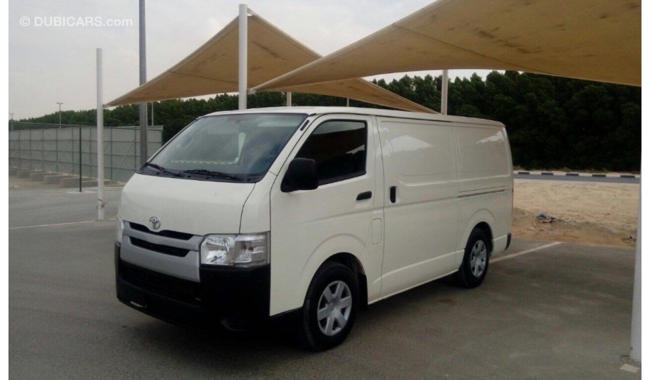 Toyota Hiace 2015 van