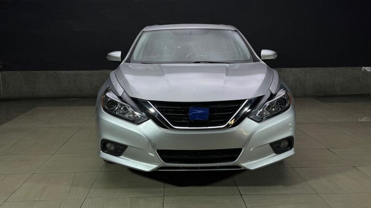 نيسان ألتيما