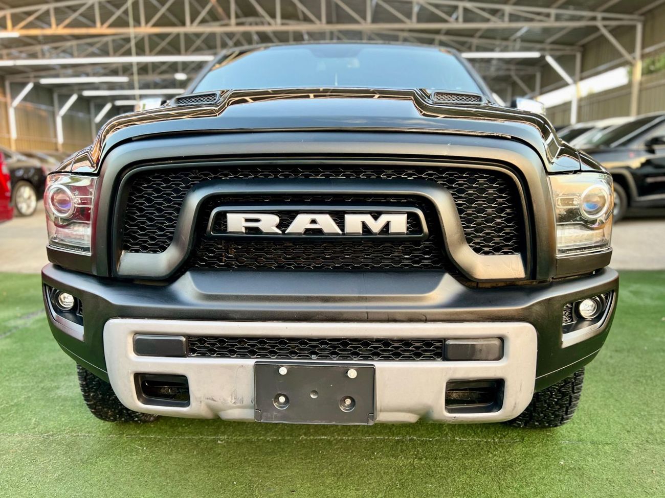 دودج رام فان Ram classic v6 warranty one bank financie available