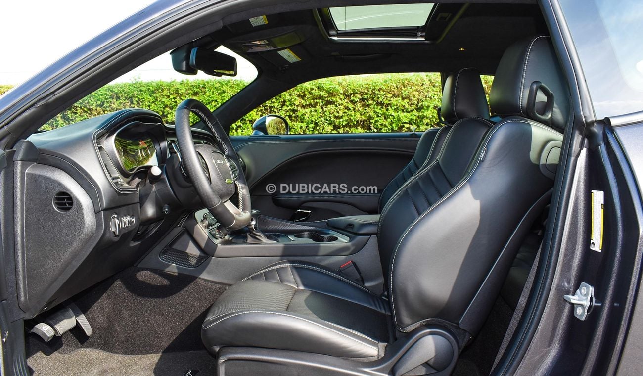 Dodge Challenger SRT