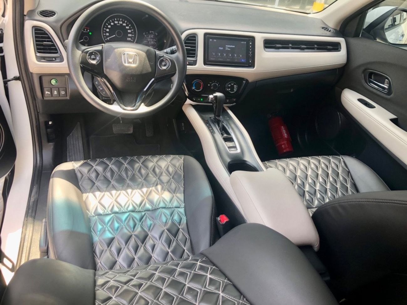 Honda HRV EX Honda HR-V 2021 GCC Specs ، 1.8L ,LOW MILEAGE , GOOD CONDITIO