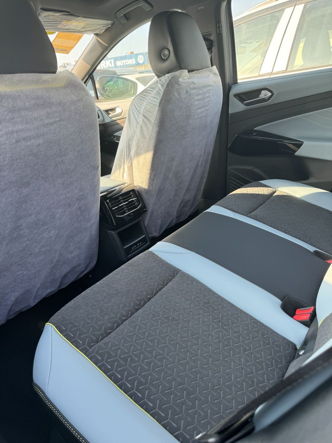 Volkswagen ID.6 VOLKWAGEN ID6 X FIXED PANORAMIC ROOF