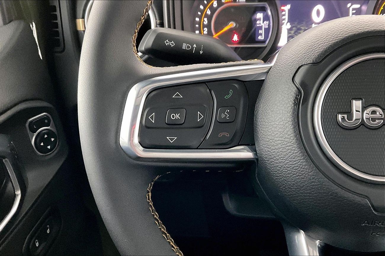 فولفو XC 60 B5 Ultimate Dark | ضمان مجاني لمدة عام | 0 دفعة أولى