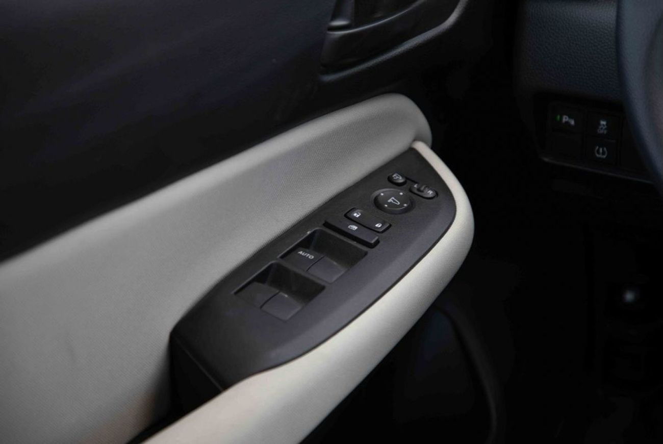 Honda City 2024 Honda City 1.5 LXS AT - Platinum White Inside Ivory