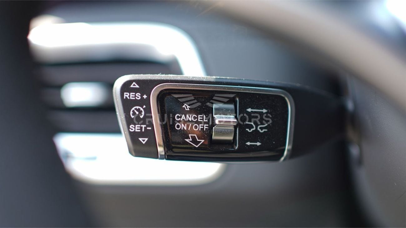 تويوتا لاند كروزر LC 300 VXR - Automatic- 3.3 L - diesel - SUV - 4x4 - 7 Seats - 5 Door