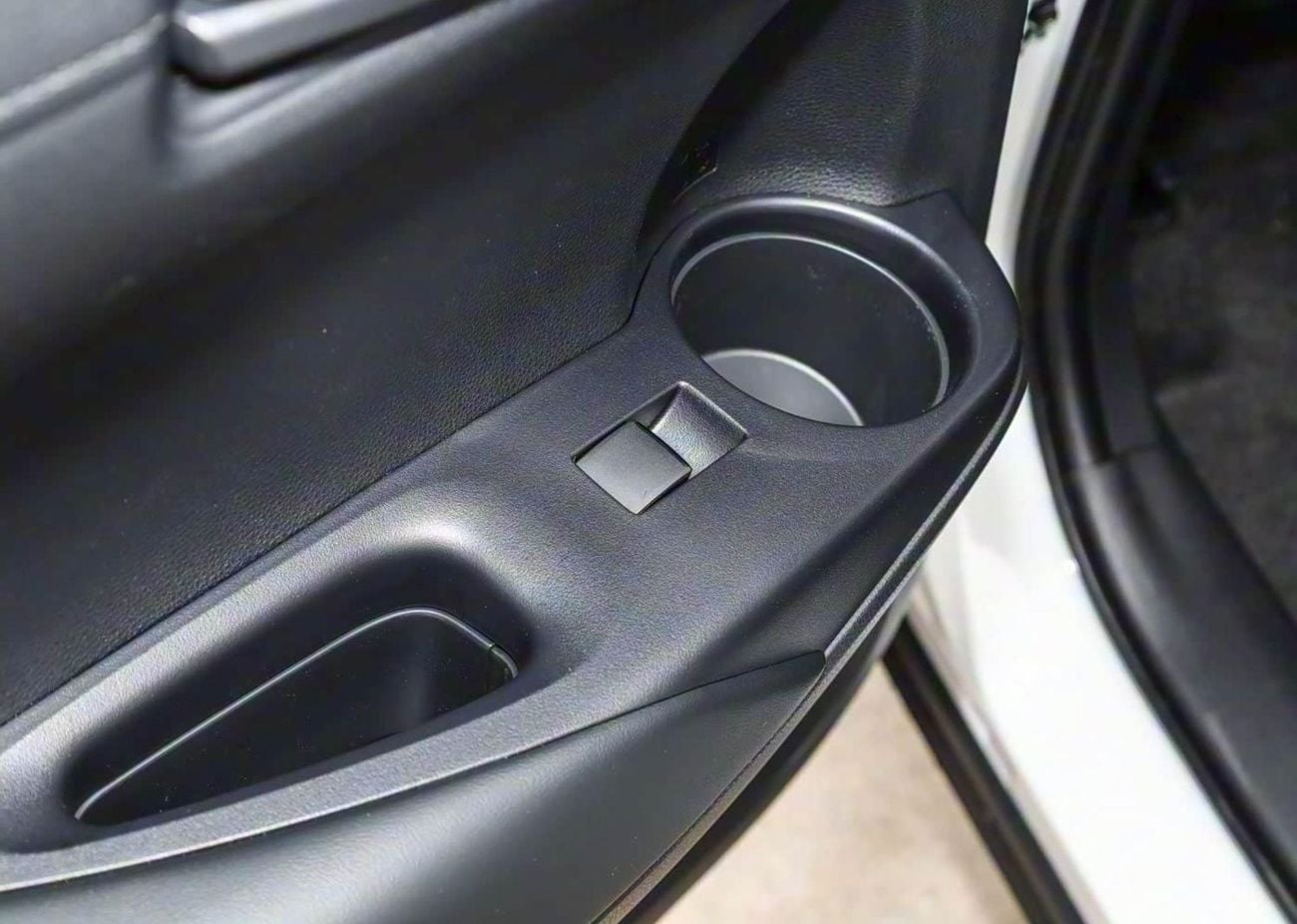 Toyota Corolla Cross 2.0L HYBRID INTELLIGENT HYBRID 2026