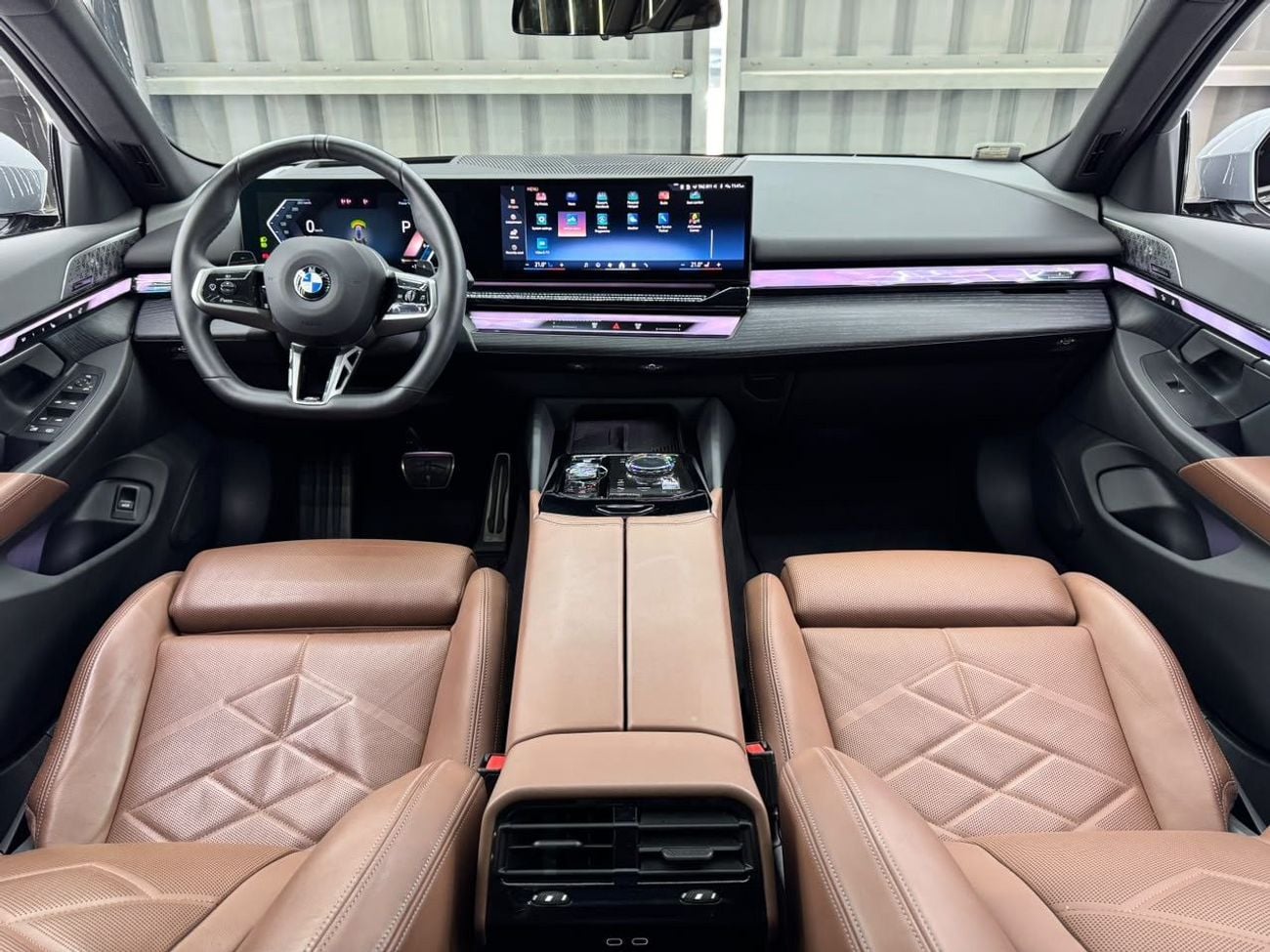 بي أم دبليو 530i M SPORT