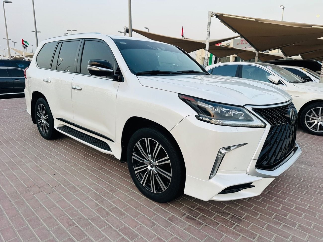 Lexus LX 570 