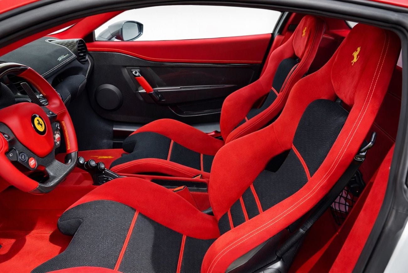 فيراري 458 سبيشياليه 