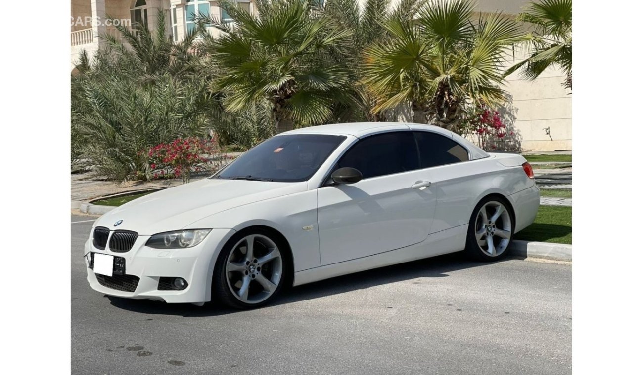 بي أم دبليو 330 BMW 330i || GCC || Hard Top Convertible || Very Well Maintained