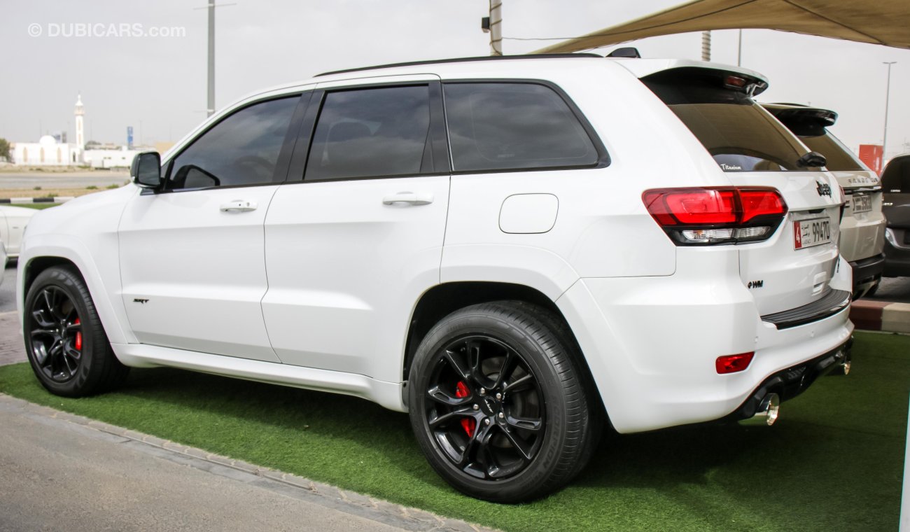 Jeep Grand Cherokee SRT