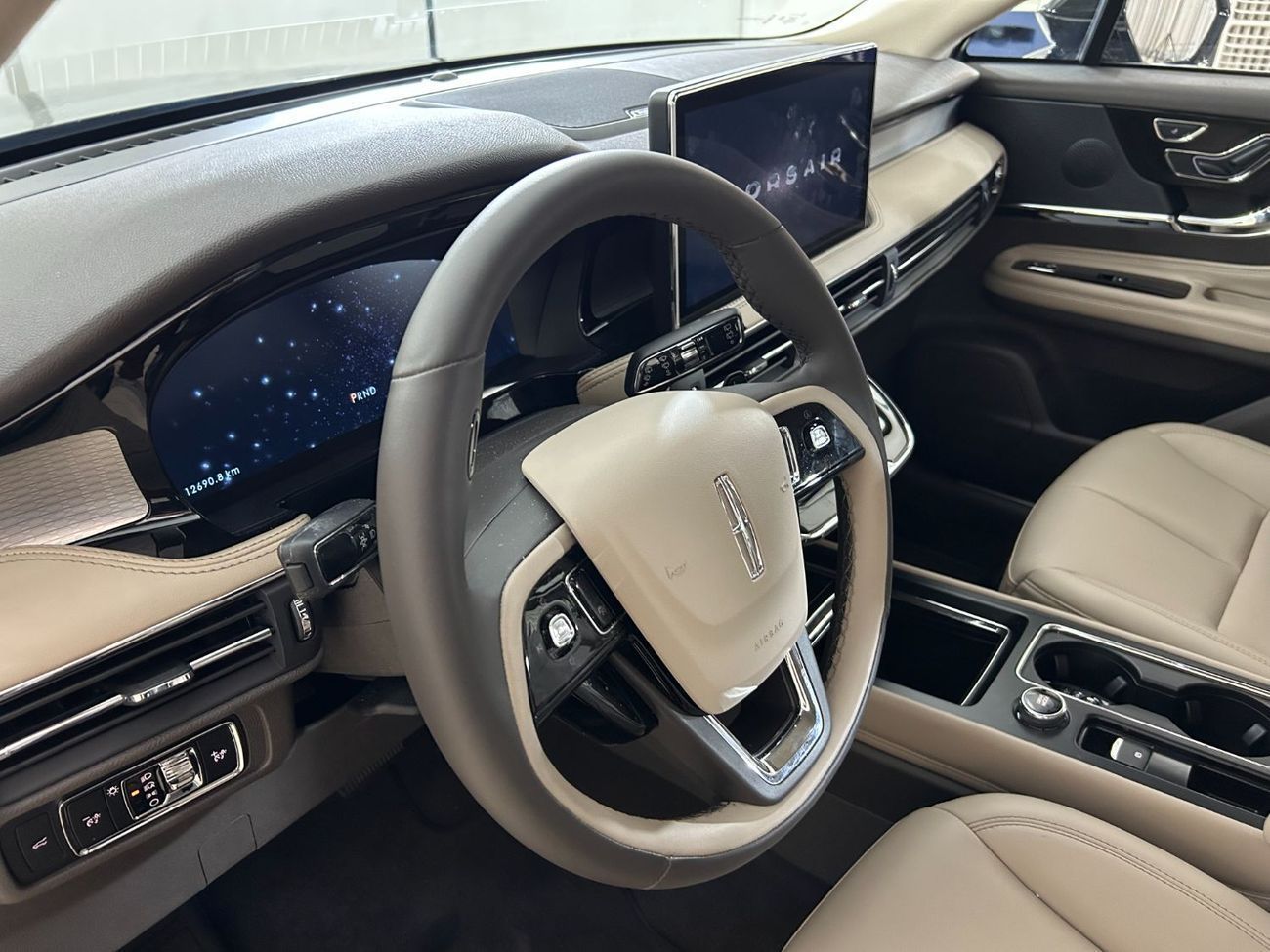 لينكولن كورساير COR124 / FREE Insurance + Registration / AL TAYER MOTORS / AL QOUZ SHOWROOM