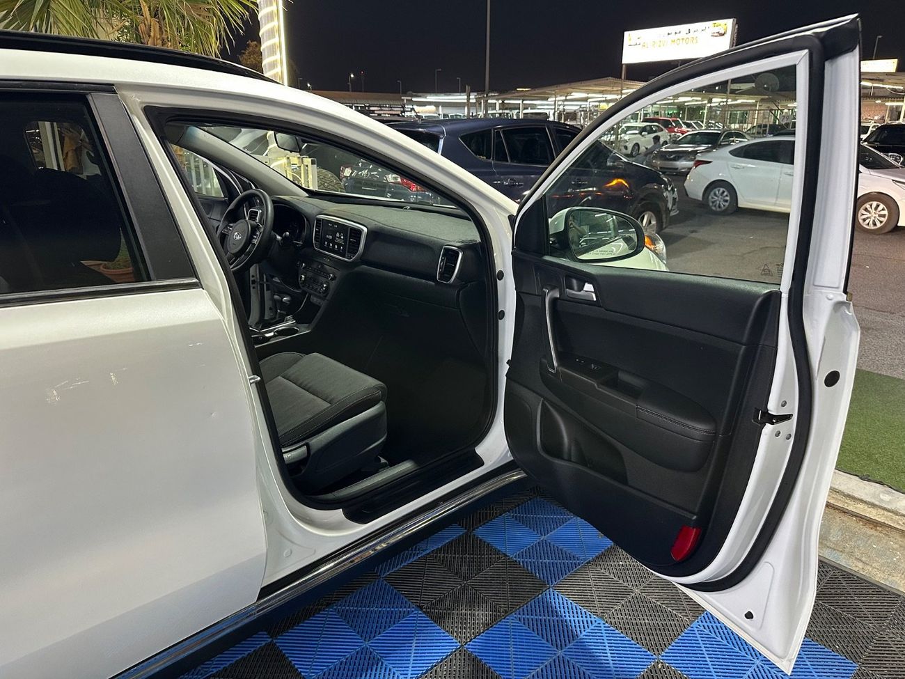 كيا سبورتيج EX Top 2.4L