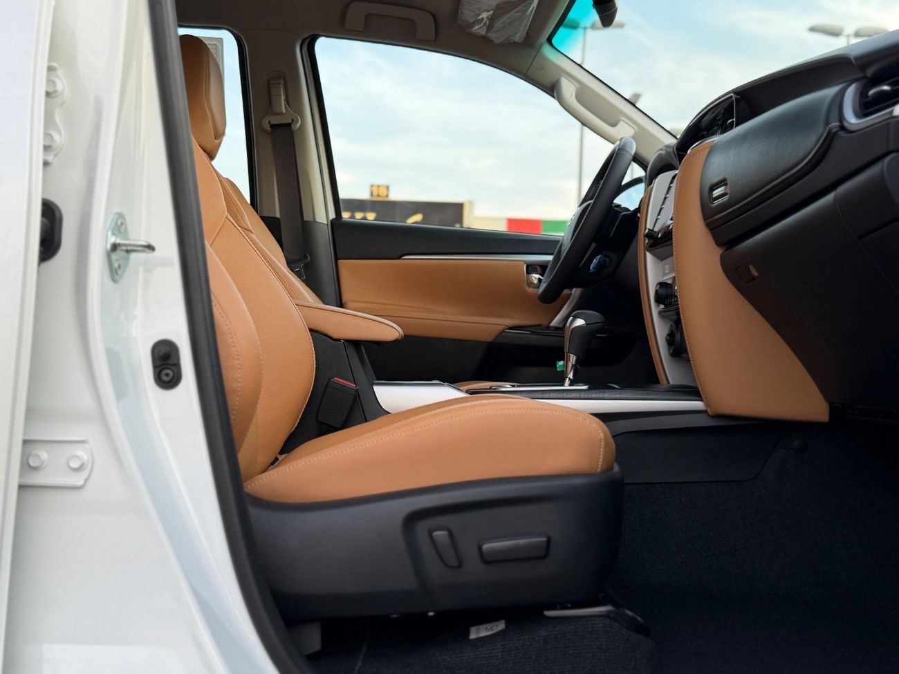 Toyota Fortuner VXR 4.0L (278 HP) Fortuner 4.0 VXR || 2025