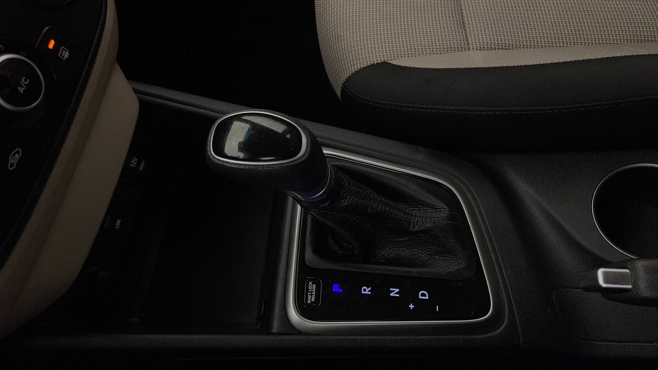 Hyundai Accent SMART 1.6 | Zero Down Payment | Home Test Drive