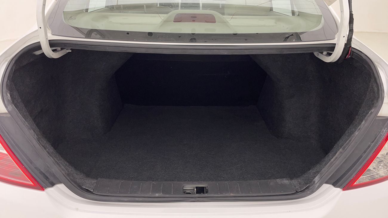 نيسان صني SV 1.5 | بدون دفعة مقدمة | اختبار القيادة في المنزل