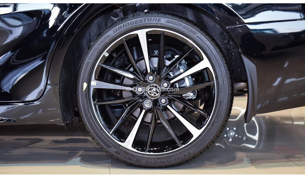 تويوتا كامري XSE