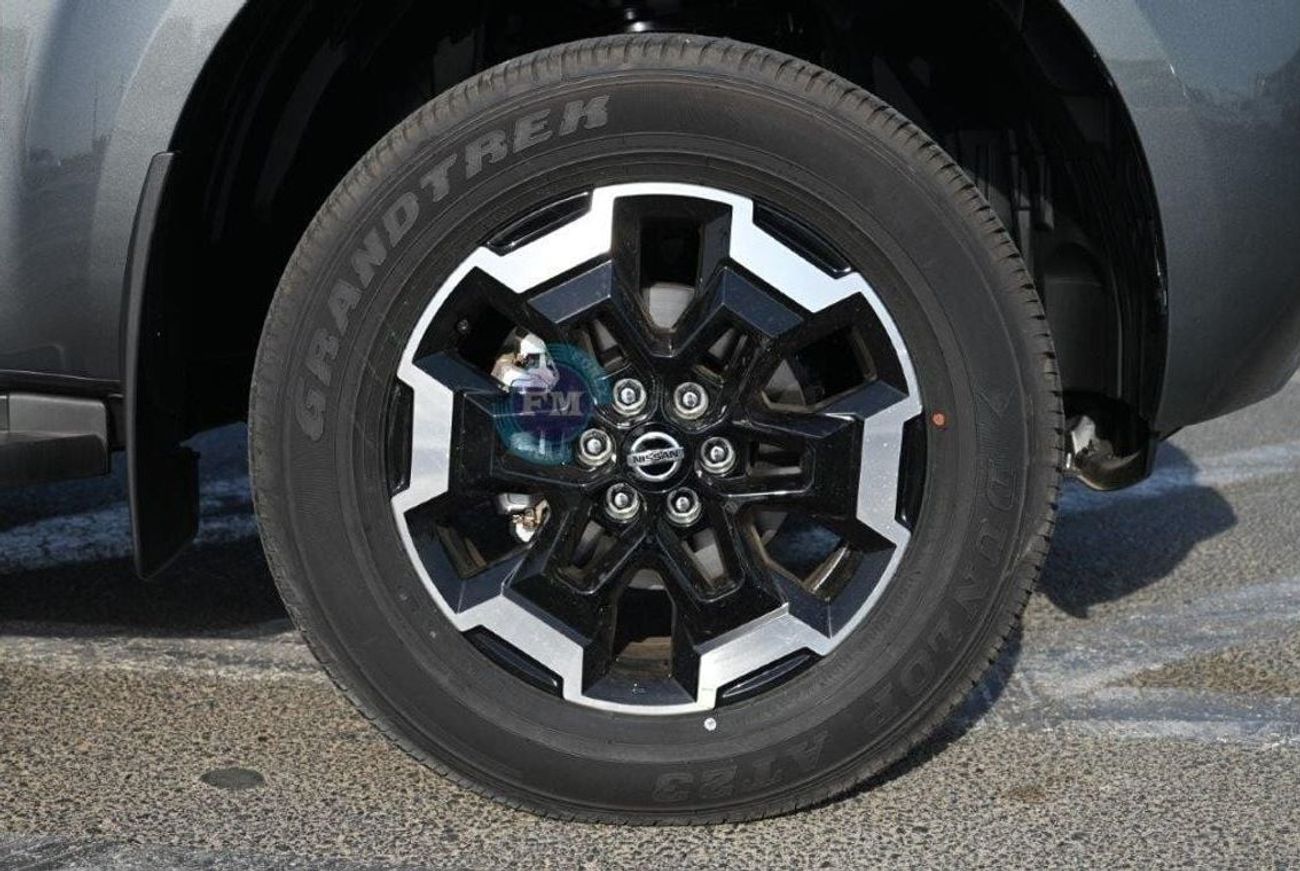 نيسان نافارا Double Cab LE 2.5L Petrol 4WD 5 Seater Manual