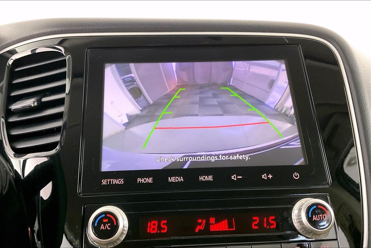 Mitsubishi Outlander GLX Midline| 1 year free warranty | Exclusive Eid offer