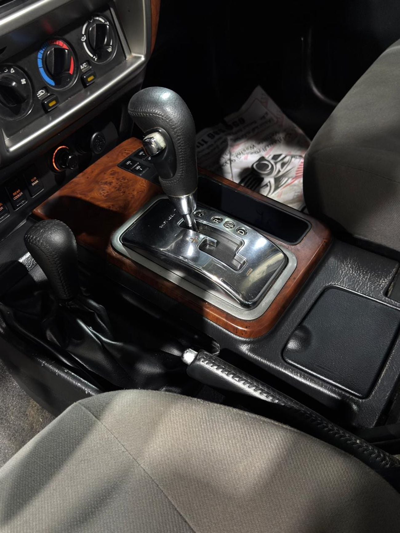 Nissan Patrol Safari 4.8L A/T