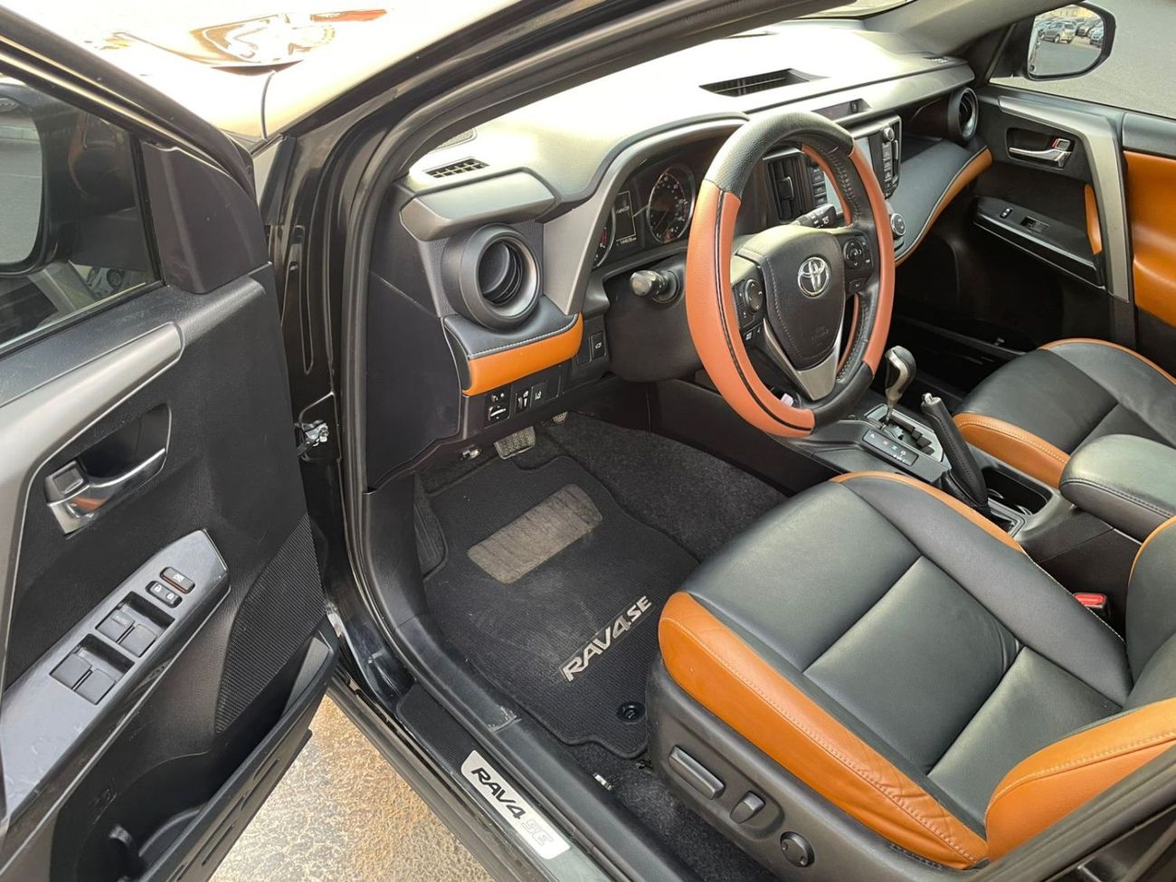 تويوتا راف ٤ 