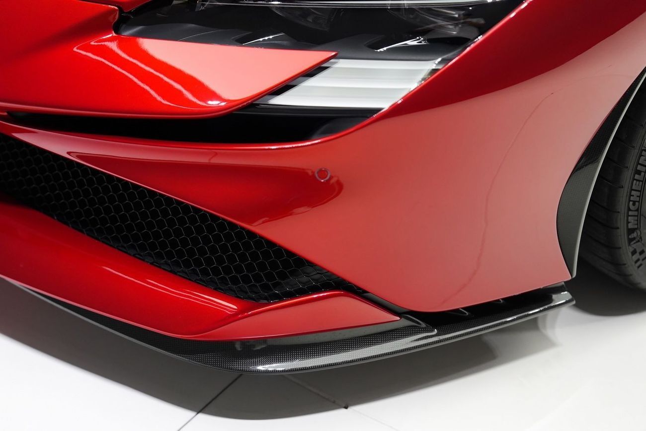 Ferrari SF90 Stradale Ferrari SF90 Stradale Assetto Fiorano