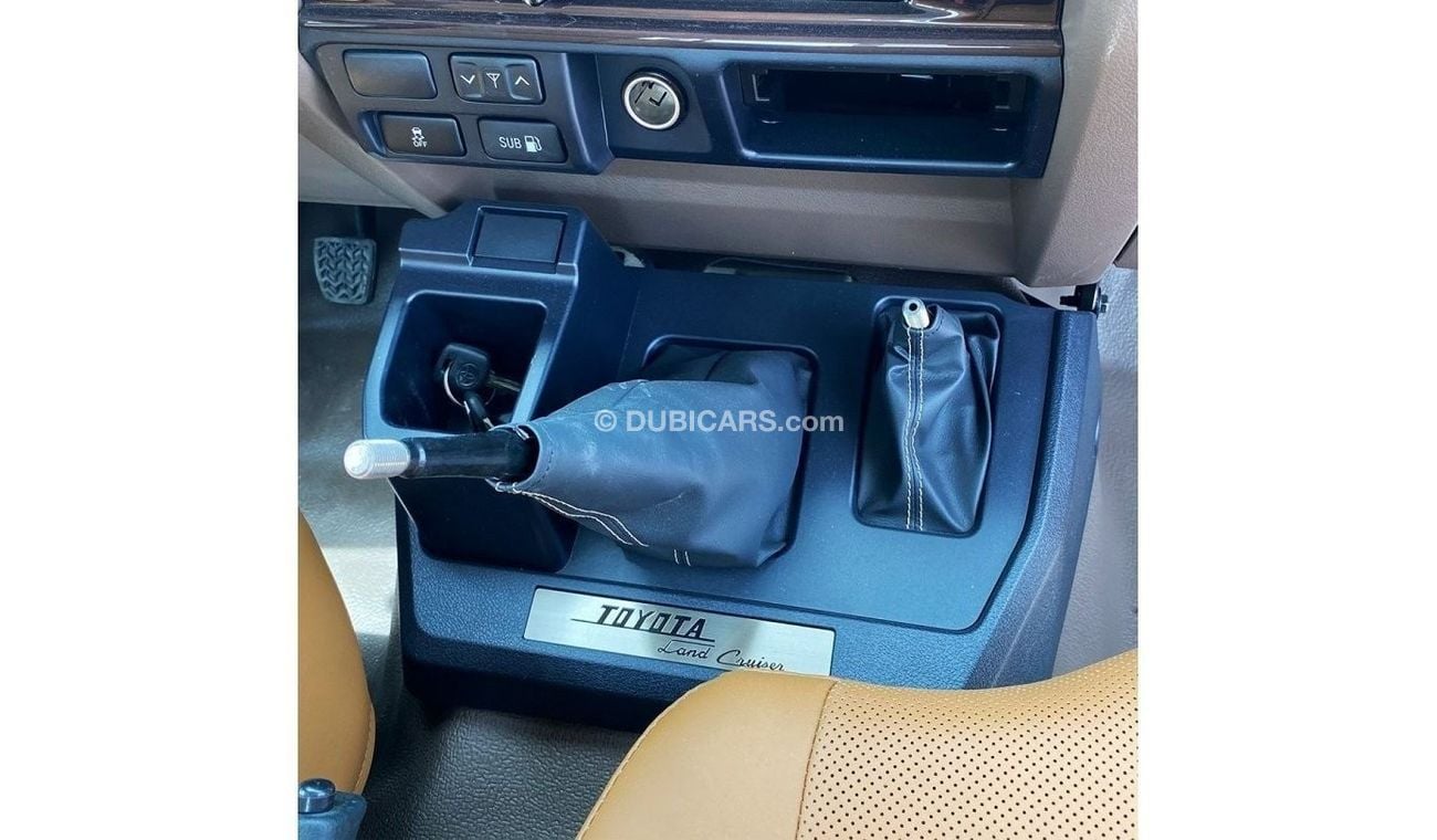 Toyota Land Cruiser Pick Up PICKUP 70th LX1 4.0Ltr. S-Cab-PETROL-70th Anniversary Editon 2022