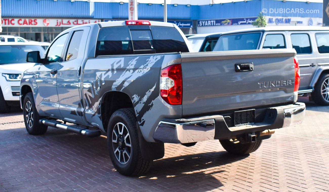 Toyota Tundra 5.7L V8