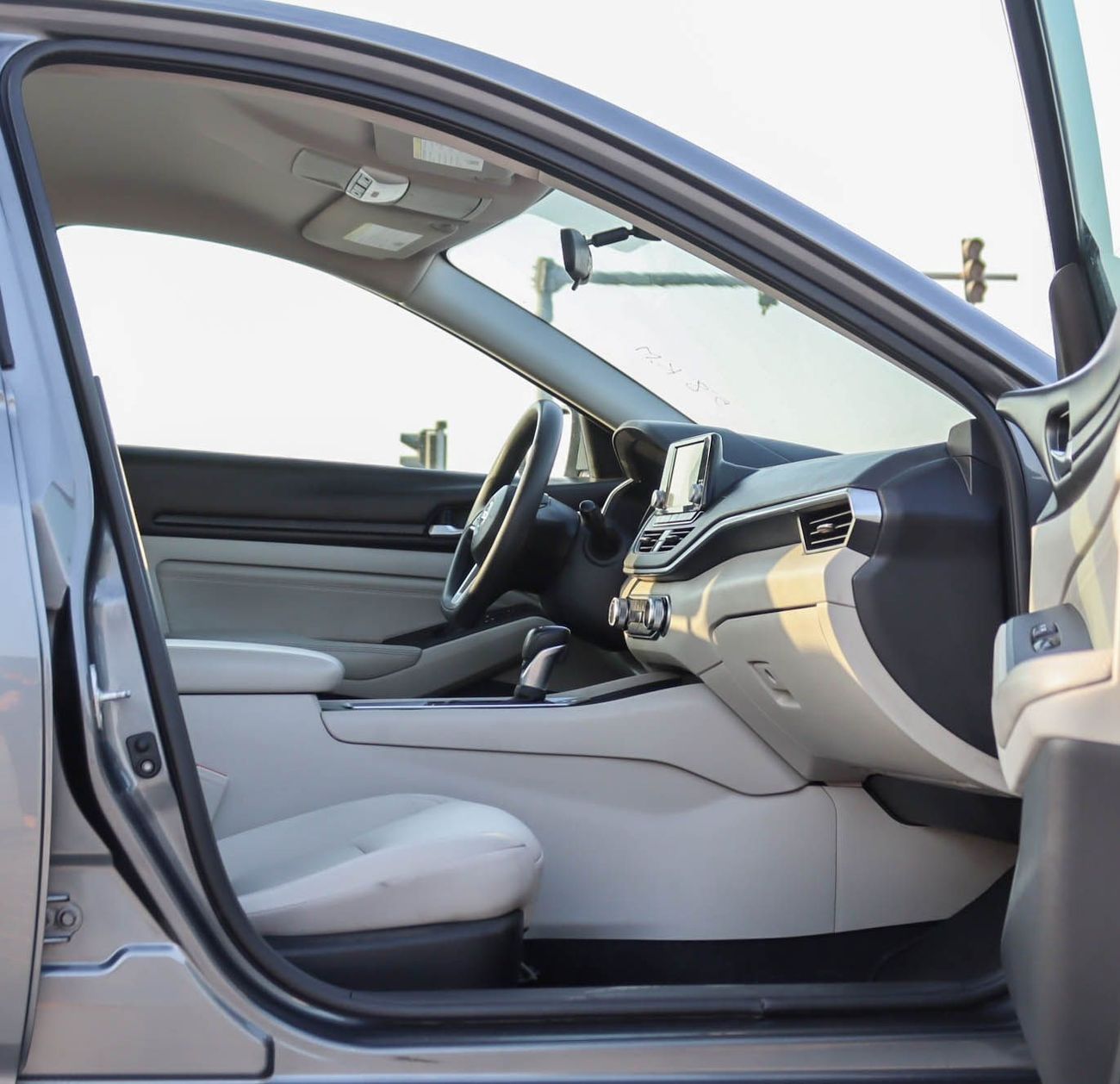 Nissan Altima S 2.5L NISSAN ALTIMA 2.5L 2021 GCC accident free in excellent condition 1217 P.M