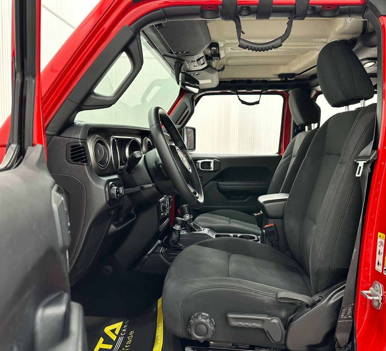 Jeep Wrangler 2018 Jeep Wrangler Unlimited Sport, Full Service History, Excellent Condition, GCC